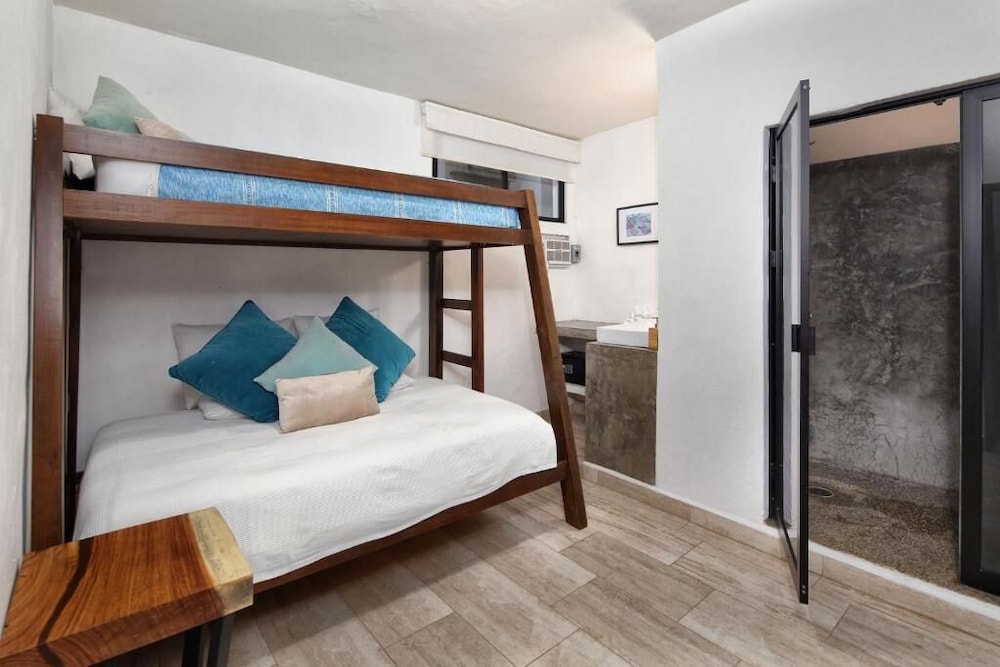 Hotel Vista Oceana in Sayulita, Mexico