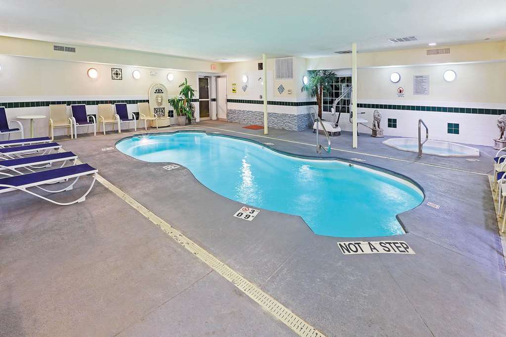 La Quinta Inn & Suites by Wyndham Dalhart - photo 14
