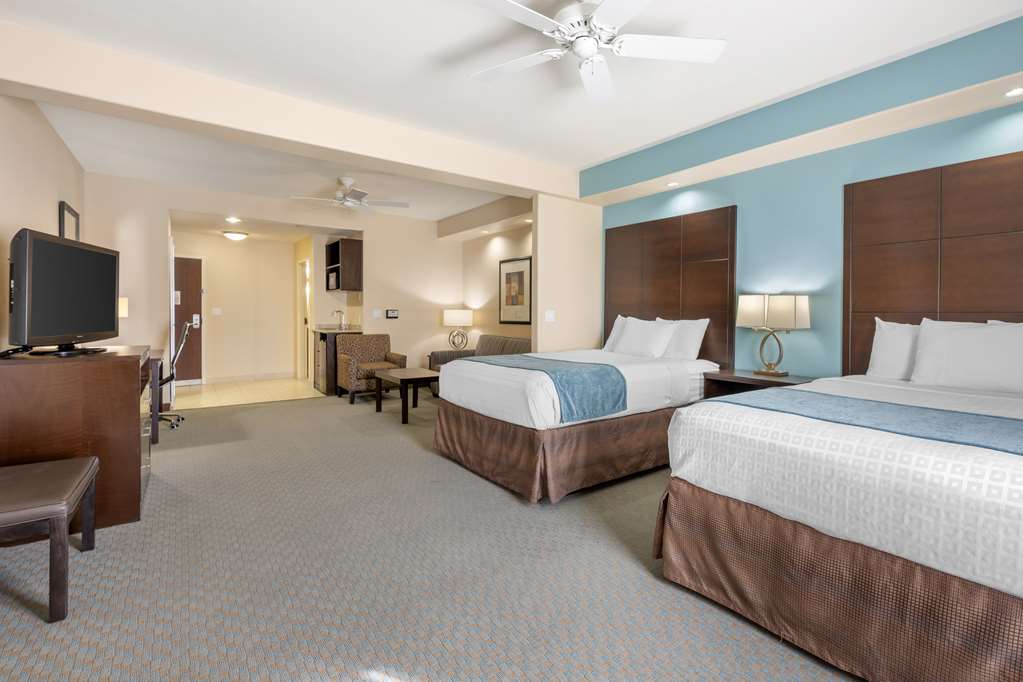 Best Western Plus Midland Suites - photo 17