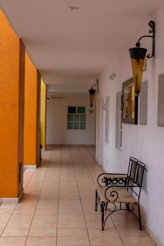 Happy Express Hotel