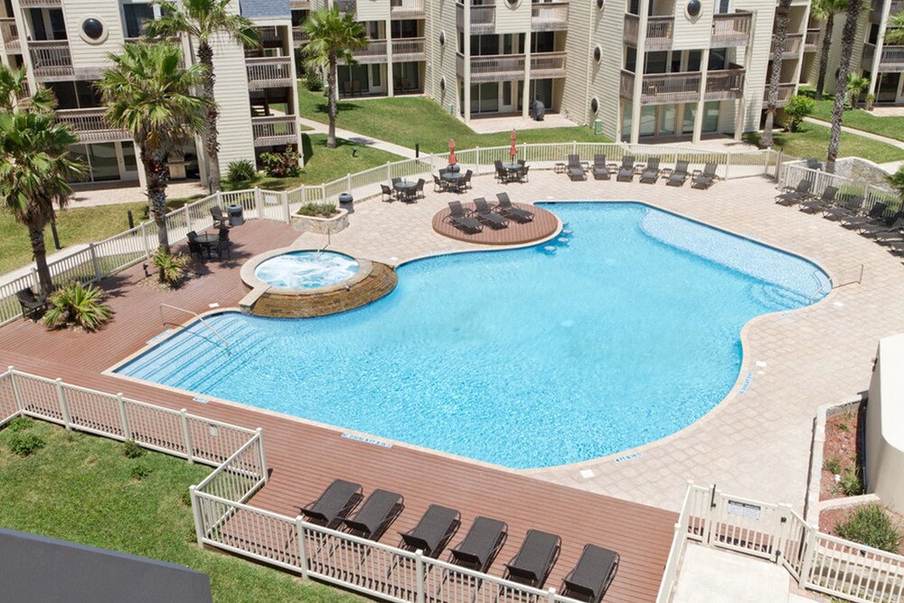 Bahia Mar Solare Tower 6th floor Oceanview Condo 3bd 3ba w Pools - photo 56