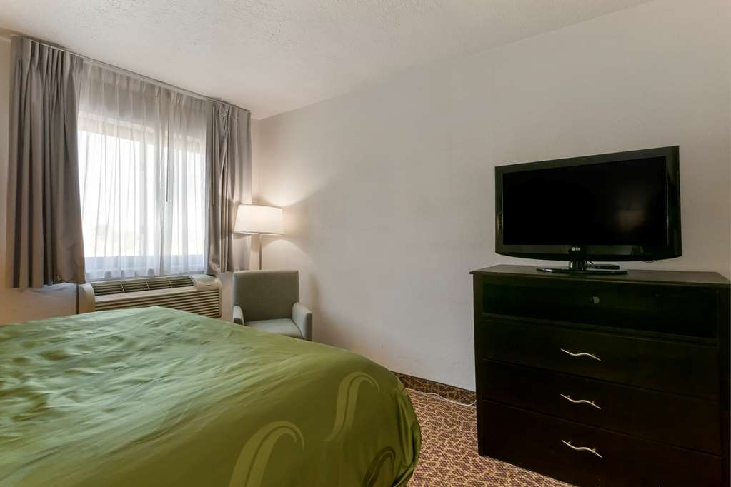 Quality Inn Alexis Rd - photo 17