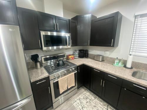 BonVoyage Sleep&Sail Overnight Stays Sleeps 6 8 in Long Beach, United States