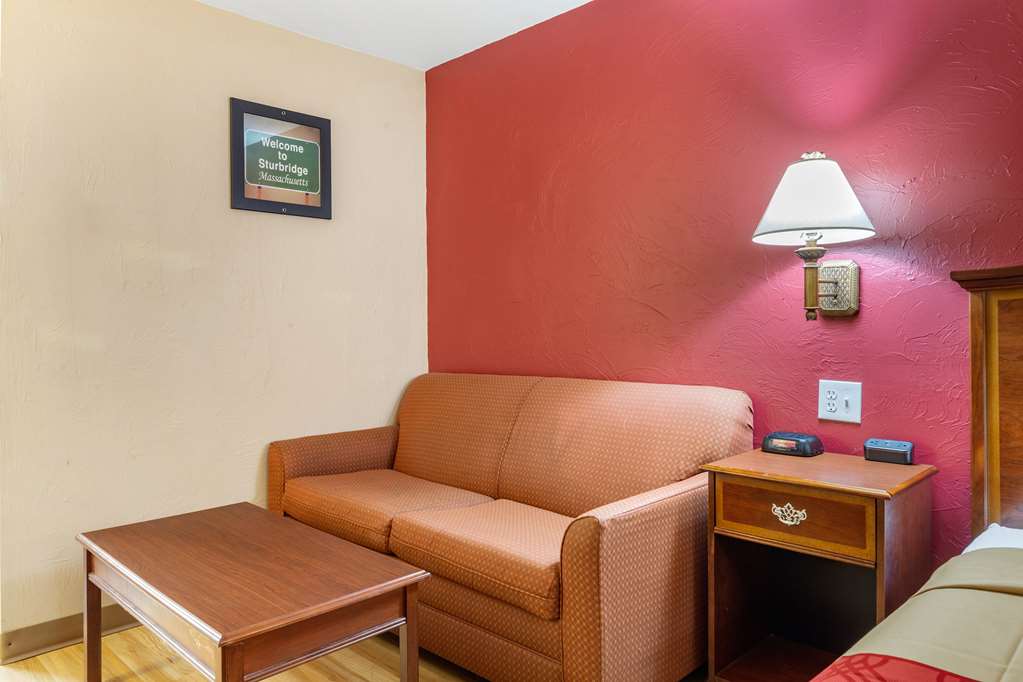 Econo Lodge Sturbridge Route 20 - photo 27