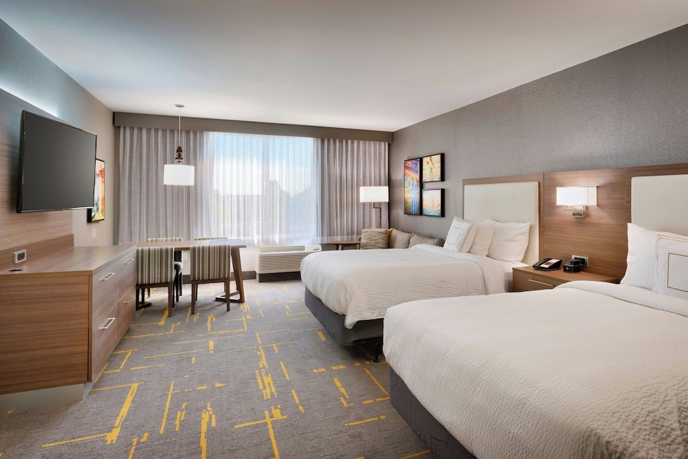 TownePlace Suites by Marriott Los Angeles LAX Hawthorne - photo 10