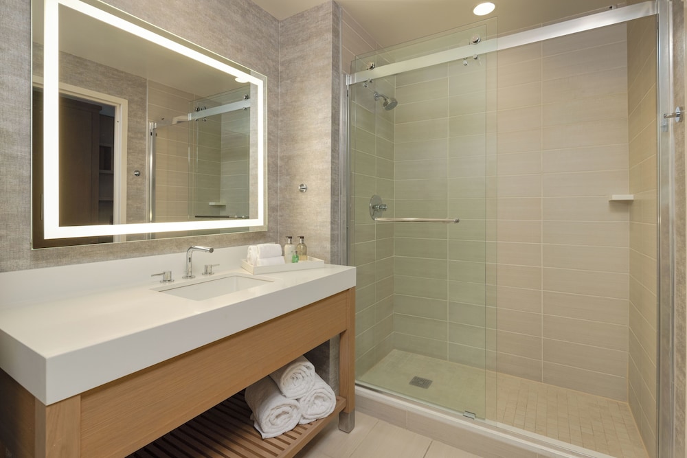 JB Duke Hotel - photo 30