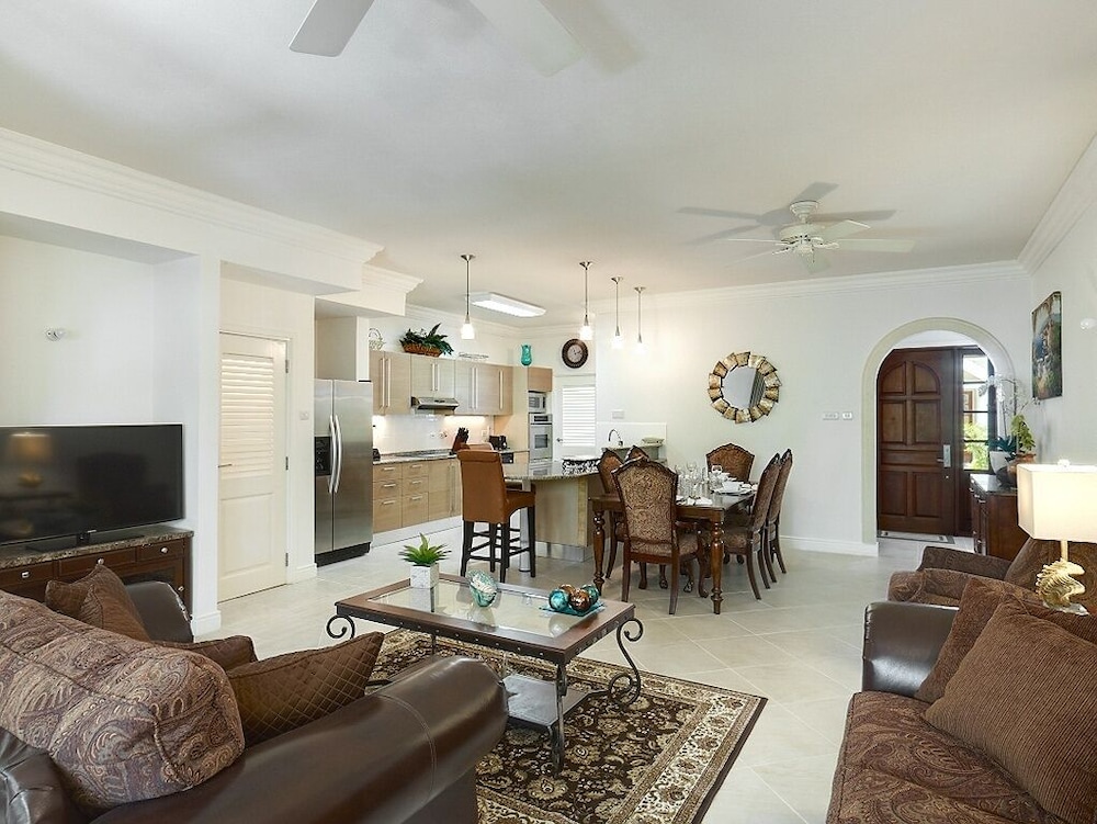 The Falls Townhouse 10 by Bluescape — 4-Star Luxury Hotel in Holetown, Barbados