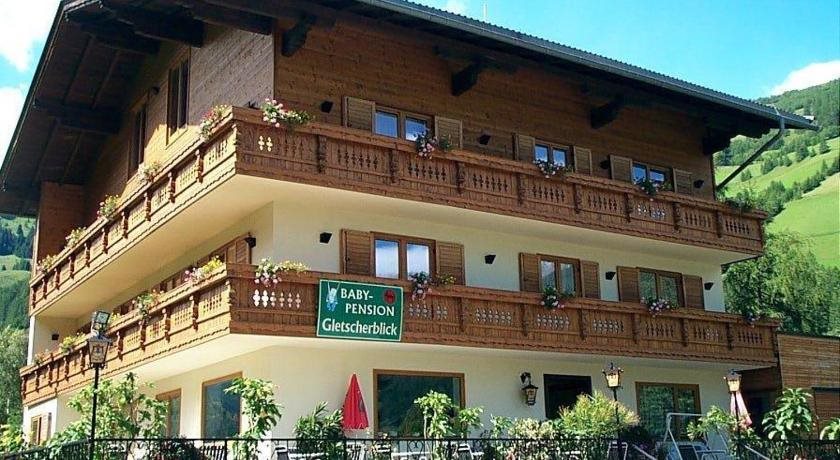 Familienpension Gletscherblick in Heiligenblut, Austria