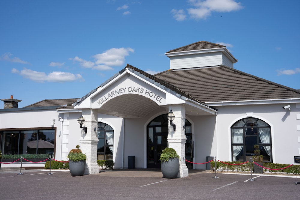 Killarney Oaks Hotel in Cill Airne, Republic of Ireland