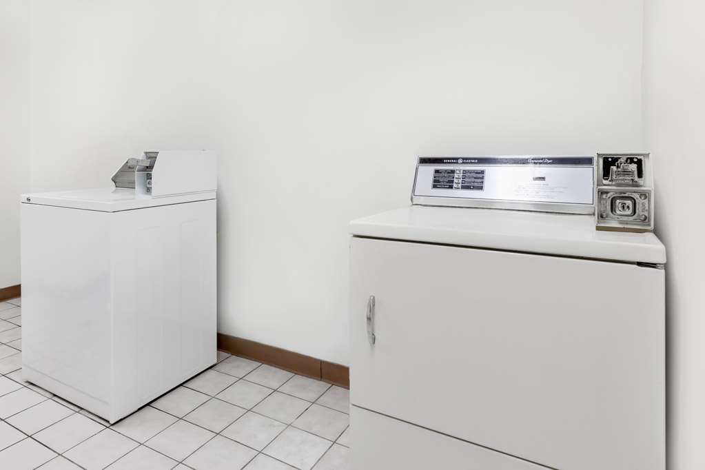 Days Inn by Wyndham Concordia - photo 13