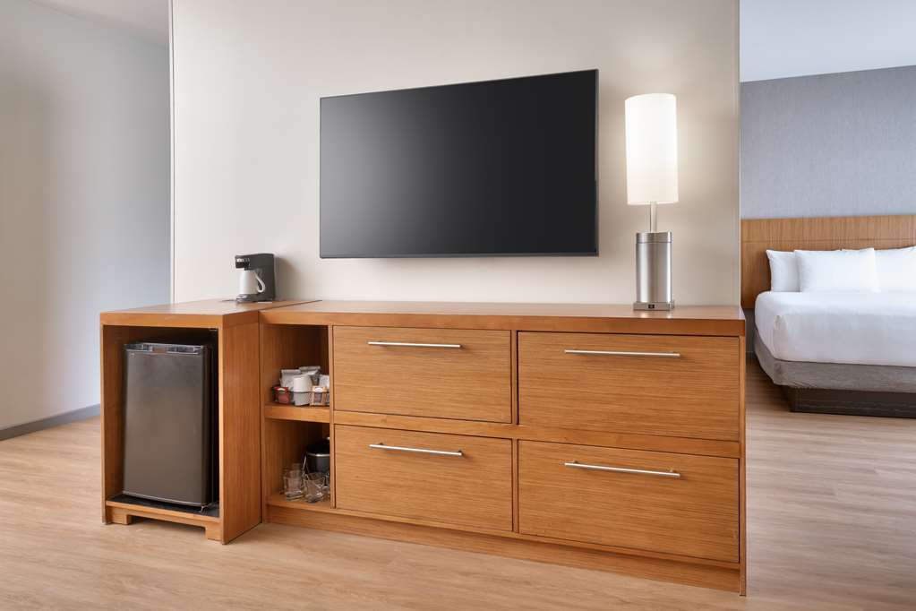 Hyatt Place at Anaheim Resort Convention Center - photo 19