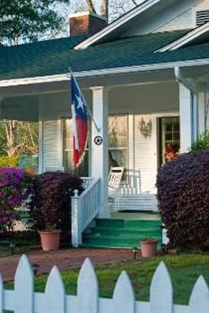 The Carriage House B&B - photo 56