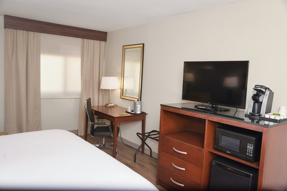 Holiday Inn Blmgtn Arpt South Mall Area By IHG - photo 14