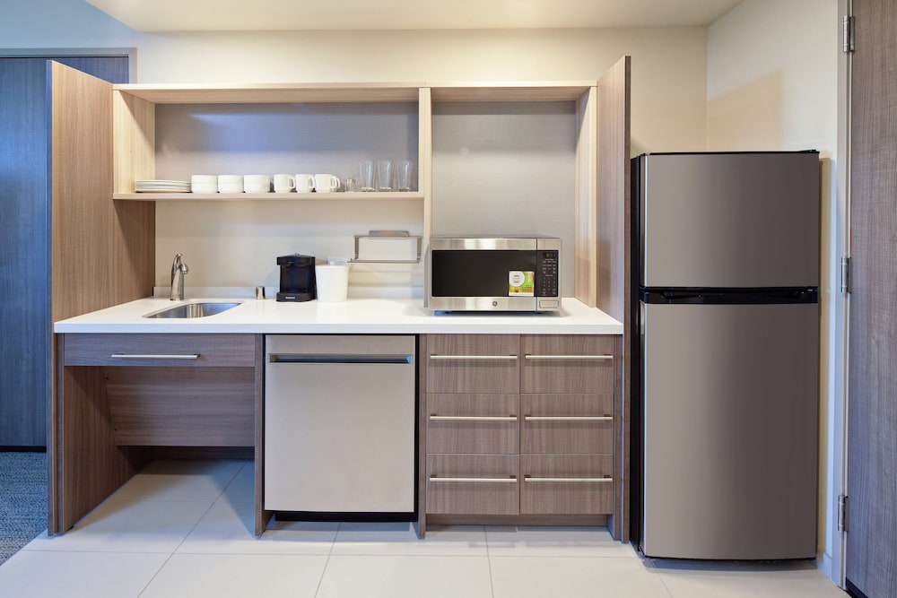 Home2 Suites by Hilton Alameda Oakland Airport - photo 14