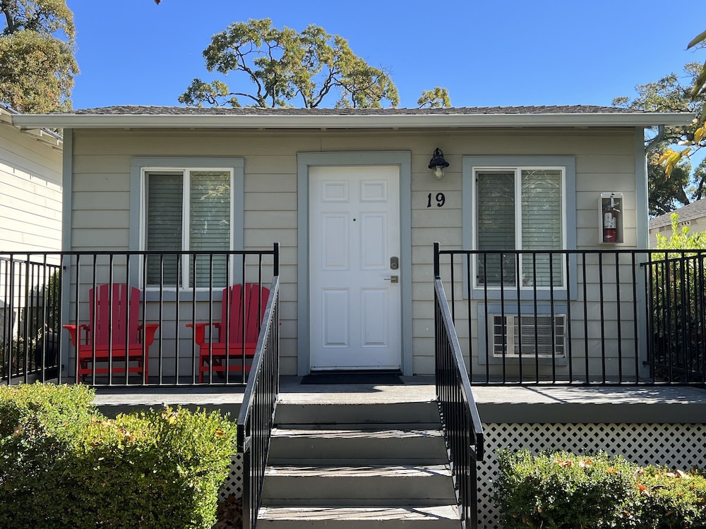 Clear Lake Cottages & Marina - photo 30