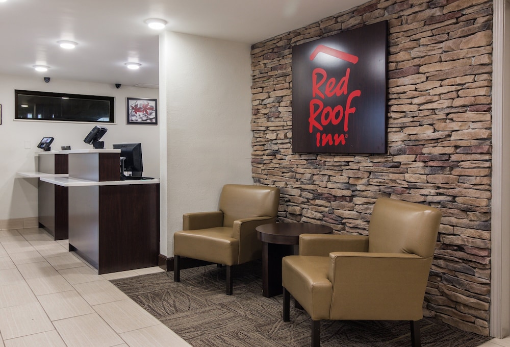 Red Roof Inn Chattanooga Hamilton Place - photo 4
