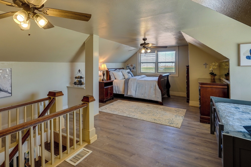 Lamesa Vacation Rental w Covered Patio & Fire Pit — Lamesa — photo 5