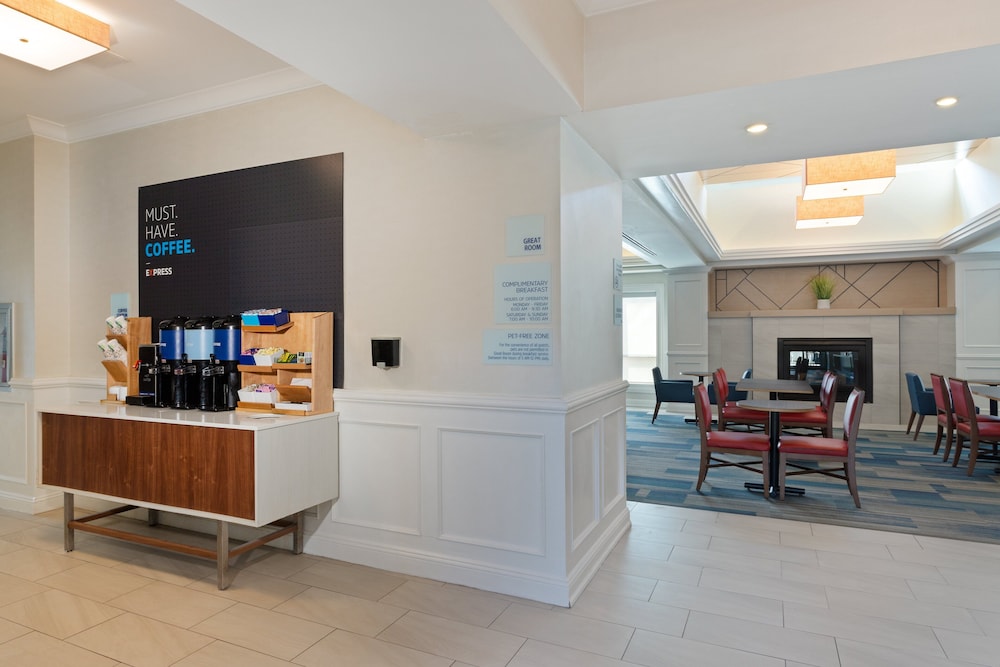 Holiday Inn Express Hauppauge Long Island - photo 54