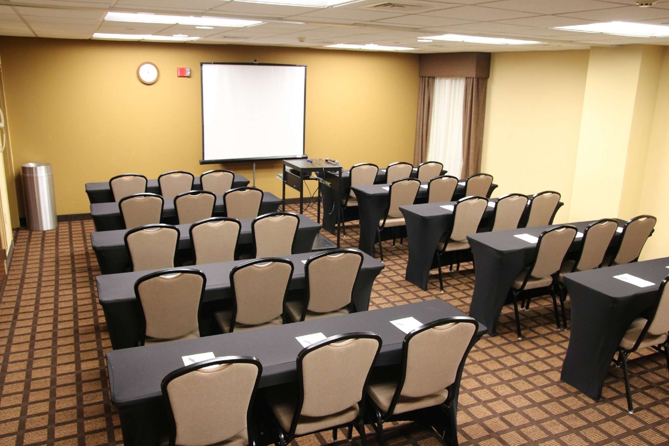 Hampton Inn Philadelphia Great Valley Malvern - photo 24