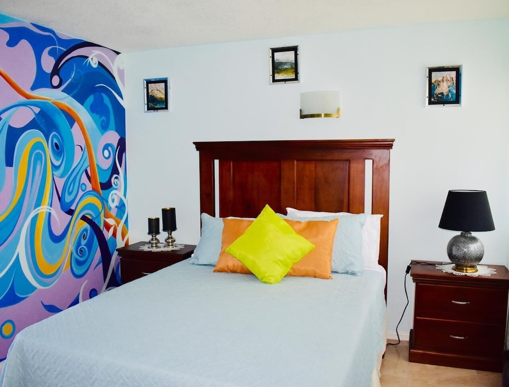 Hotel image of Kingston Guest Apartment At Dumbarton