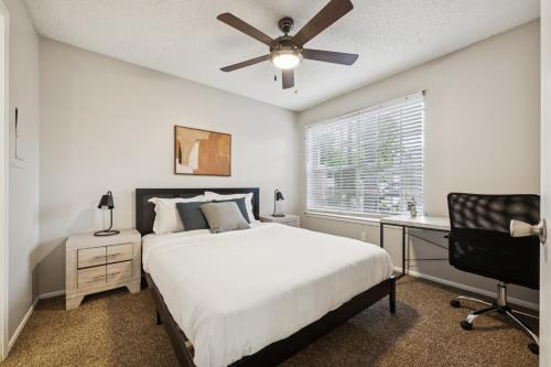 The Davis 412 I Spacious 1 Bed 1 Bath — 4-Star Luxury Hotel in Huntsville, United States