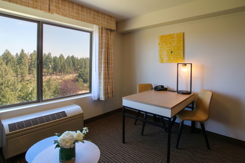 Oxford Suites Spokane Valley - photo 24