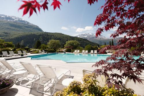 Hotel Alexandra Loen - last minute hotel in Norway