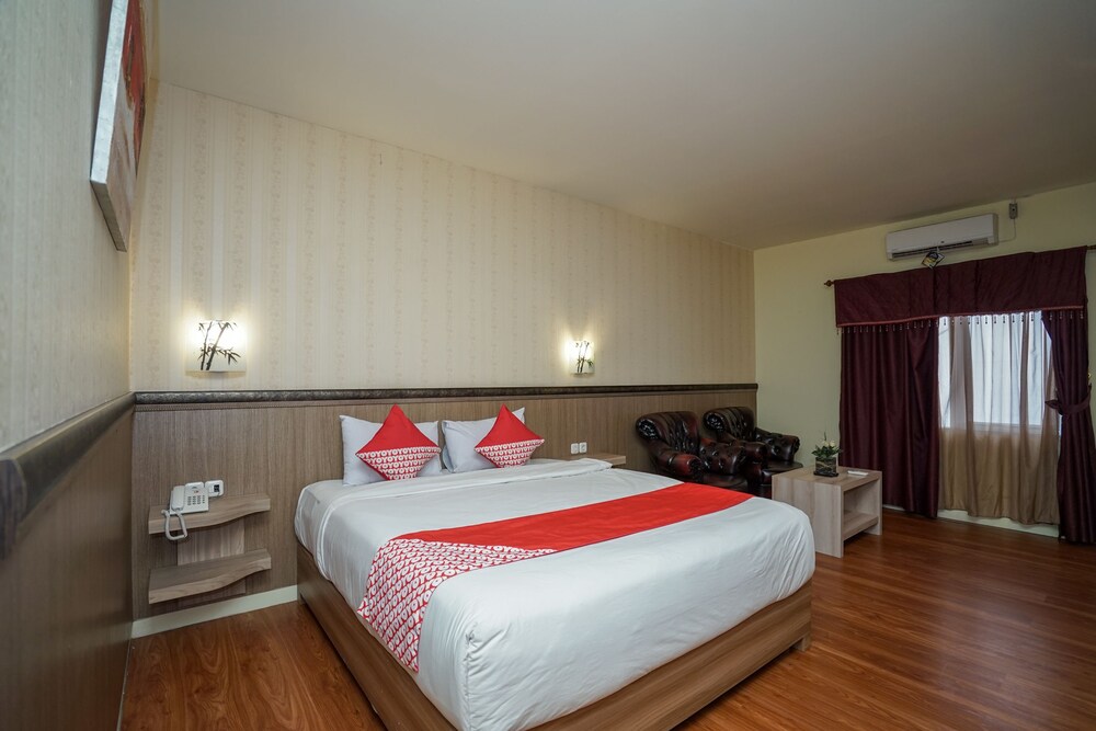 Urbanview Hotel Best Skip Palembang