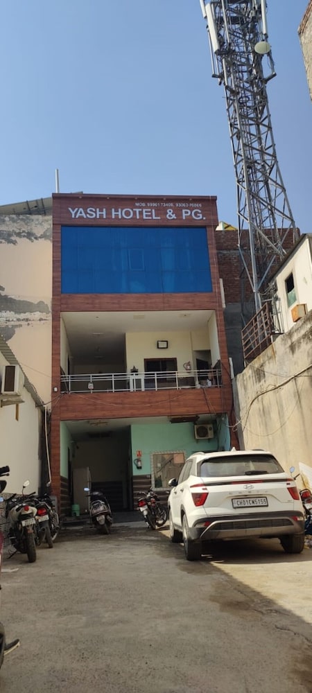 Goroomgo Gaurav Regency Hisar — hotel in Hisar