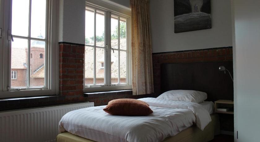 Volksabdij - carbon neutral hotel in Ossendrecht