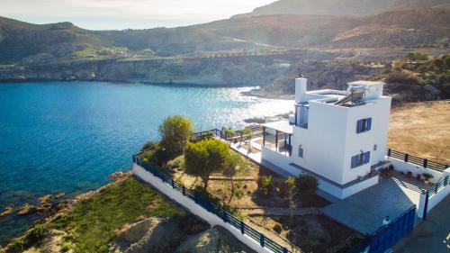 Villa Elias — 4-Star Luxury Hotel in Archangelos, Greece