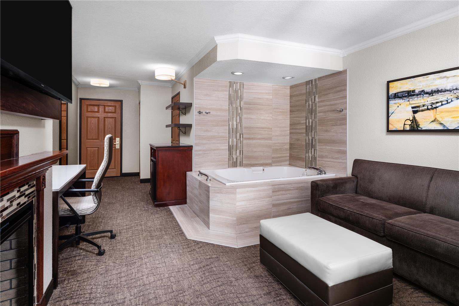 Best Western Premier Bridgewood Resort Hotel - photo 40