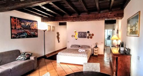 Sweet Home Panisperna — 4-Star Luxury Hotel in Rome, Italy