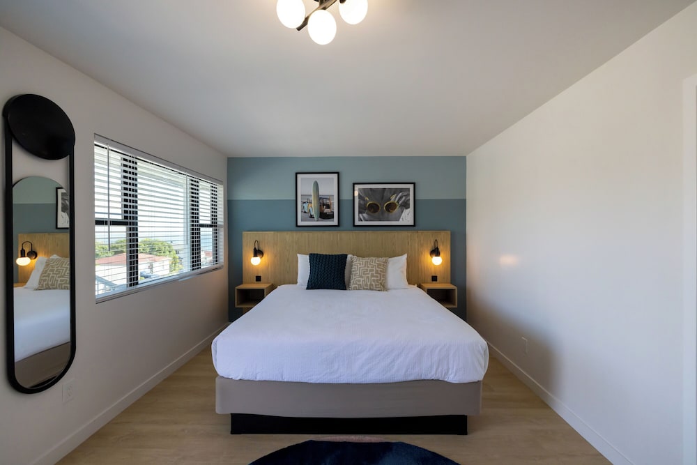 The Tides Oceanview Inn and Cottages - photo 13