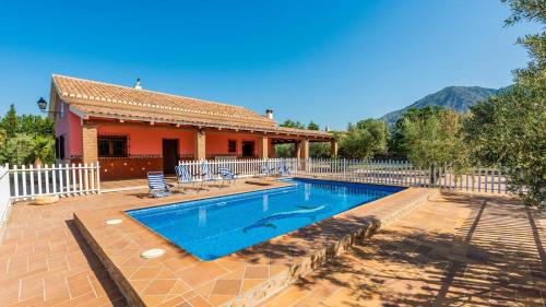 Los Llanos Nigüelas by Ruralidays — 4-Star Luxury Hotel in Niguelas, Spain