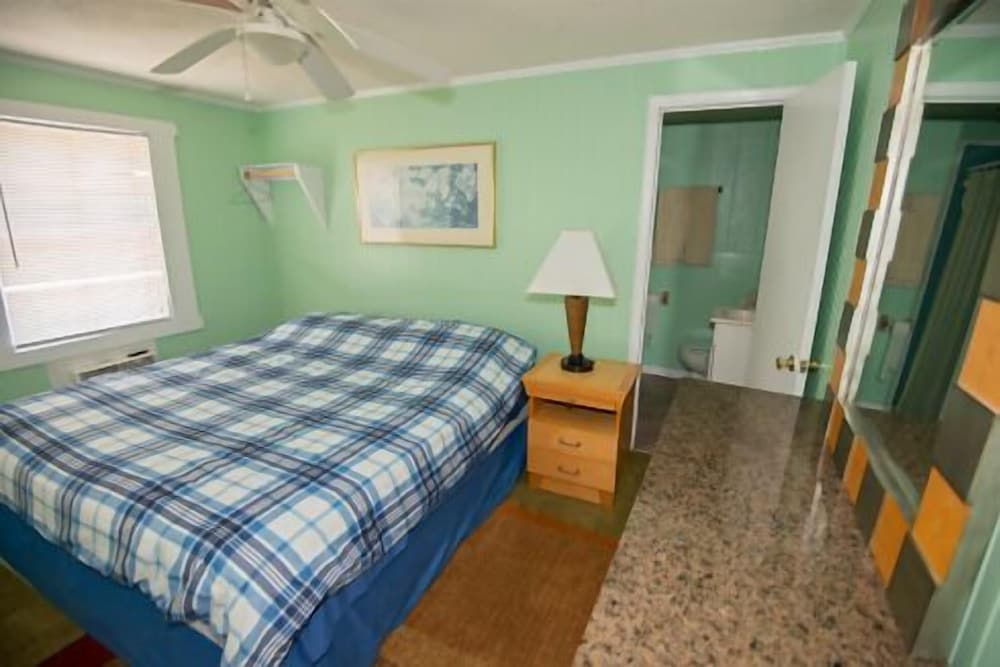 Avon Cottages - photo 3