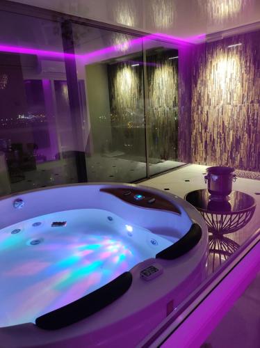 Premium Sky Jacuzzi Apartment — 4-Star Luxury Hotel in Klaipeda, Lithuania