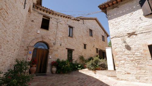 Borgo De' Varano Albergo Diffuso Camerino — hotel in Camerino