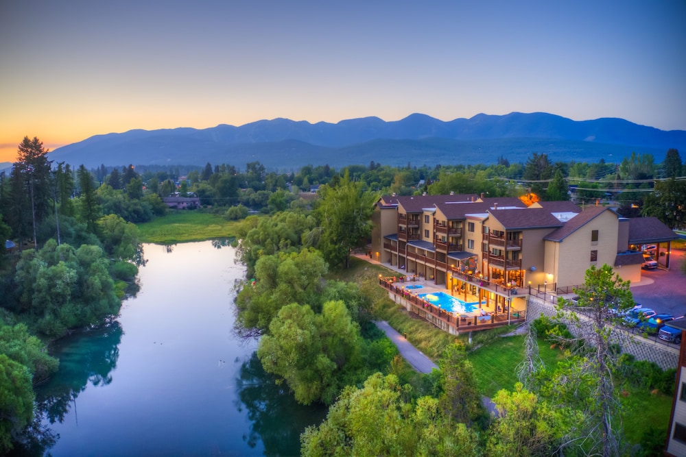 The Pine Lodge on Whitefish River - featured photo