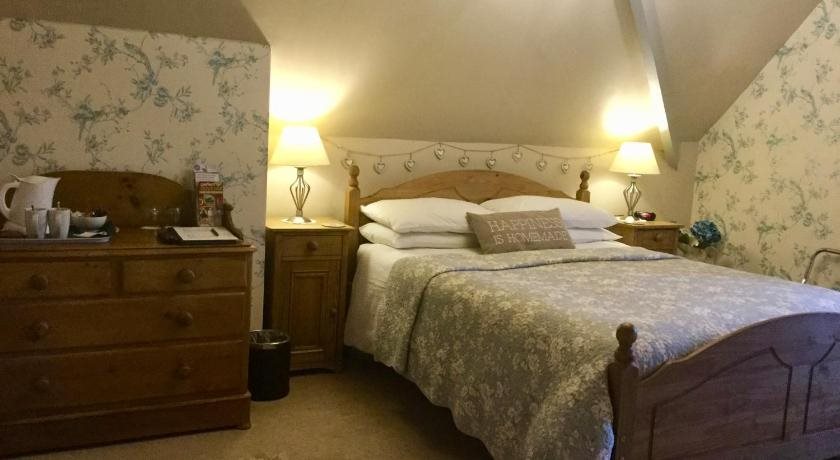 Overdale Guesthouse and Free Parking — 4-Star Luxury Hotel in Whitby, United Kingdom