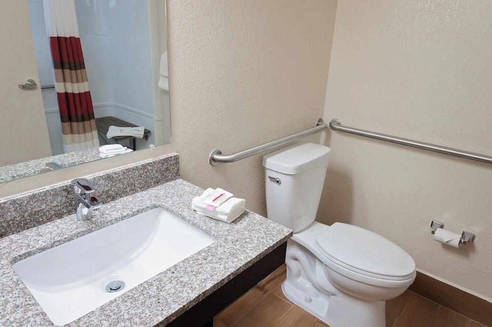 Red Roof Inn Georgetown IN Louisville West - photo 25