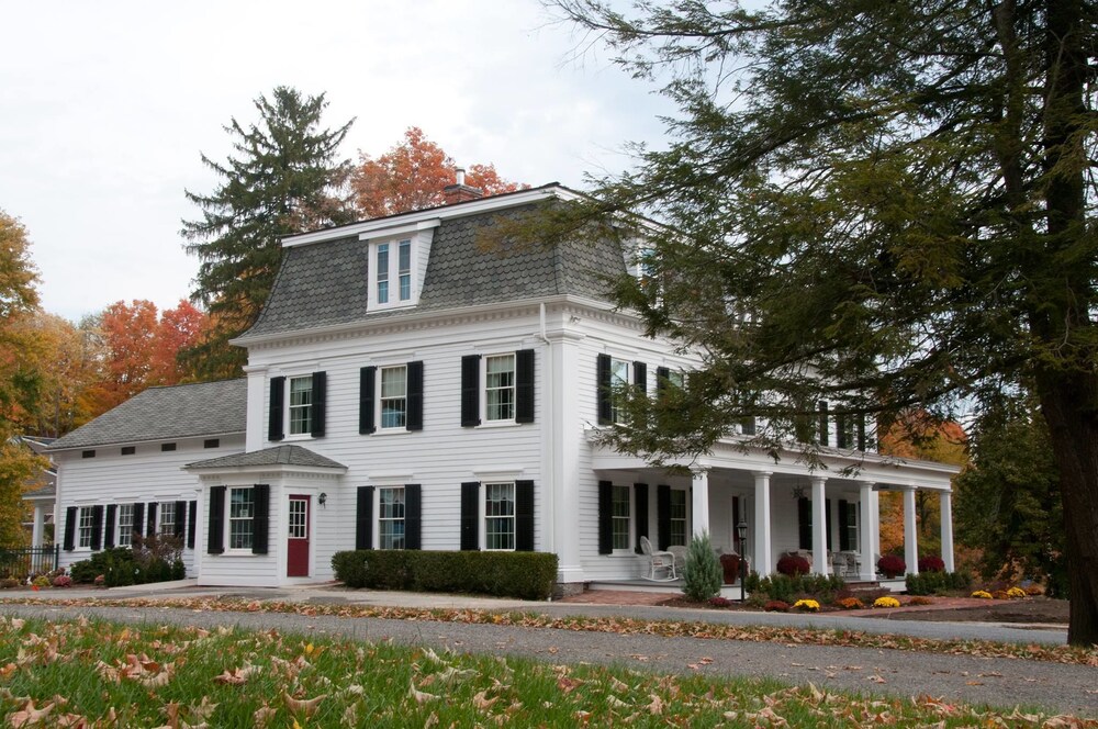 Brinckerhoff Inn - photo 2
