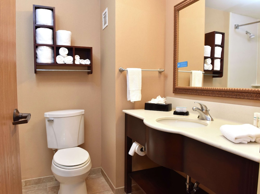 Hampton Inn Ruston - photo 24