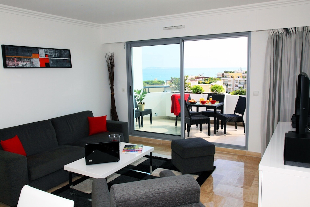 Residence Le Lido With Balcony or Terrace — Cagnes-Sur-Mer — photo 5
