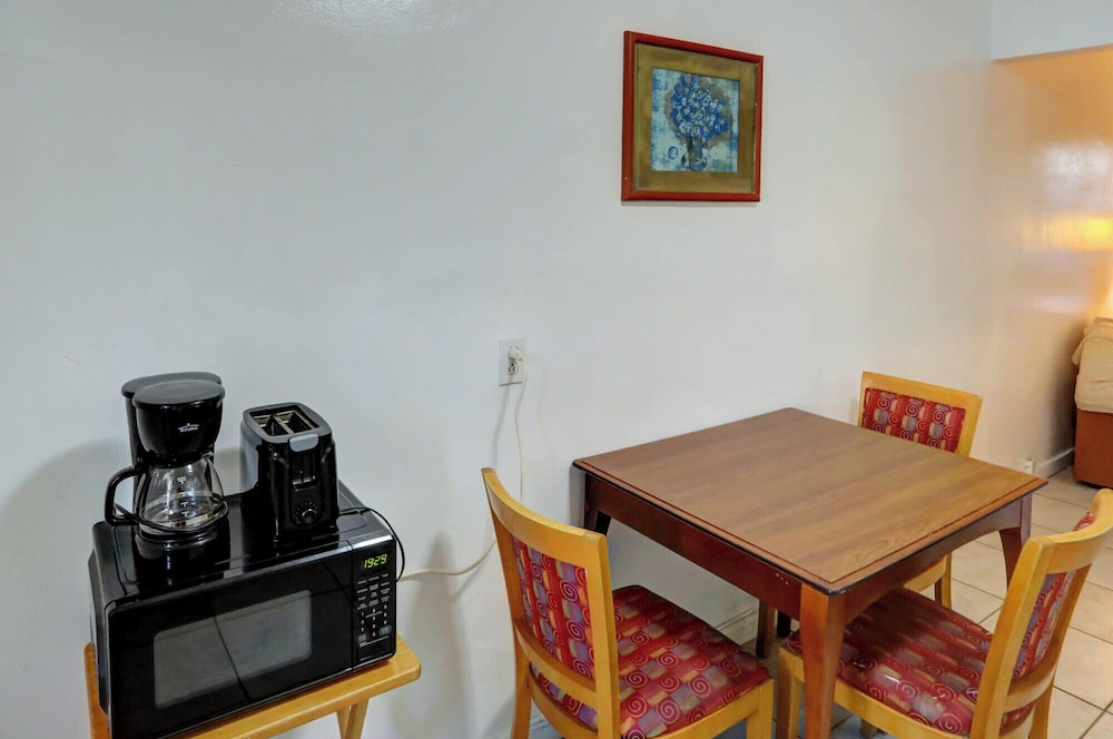 Richard's Motel Extended Stay - photo 68