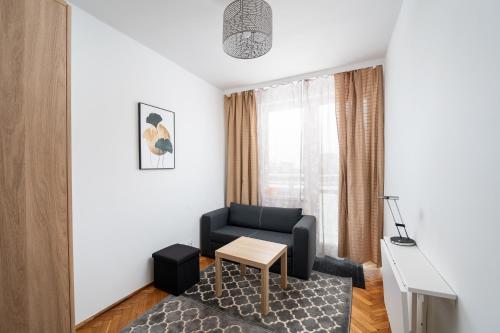 Wierzbno Standard Apartment by BookingHost — 4-Star Luxury Hotel in Warsaw, Poland