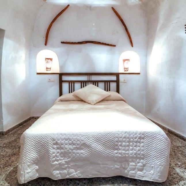 Cueva El Murallon Benamaurel — hotel in Benamaurel