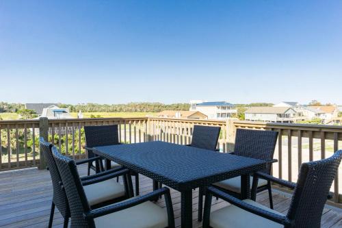 The Treasure Chest by Oak Island Accommodations - photo 44