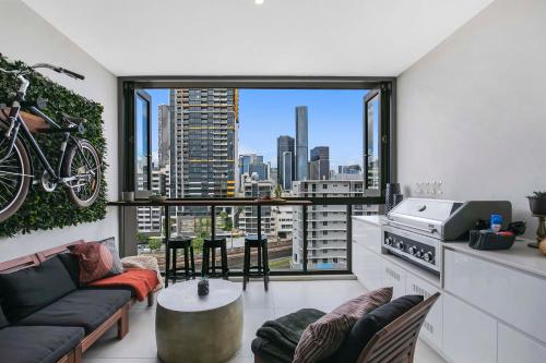 Sunny 1b in heart of South Bris by Custom Bnb Hosting — 4-Star Luxury Hotel in Brisbane, Australia