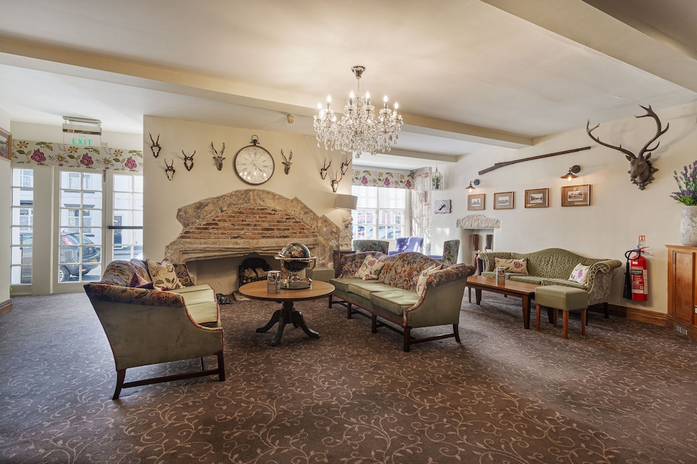 The Crown Hotel Boroughbridge North Yorkshire The Coaching Inn Group — hotel in Boroughbridge